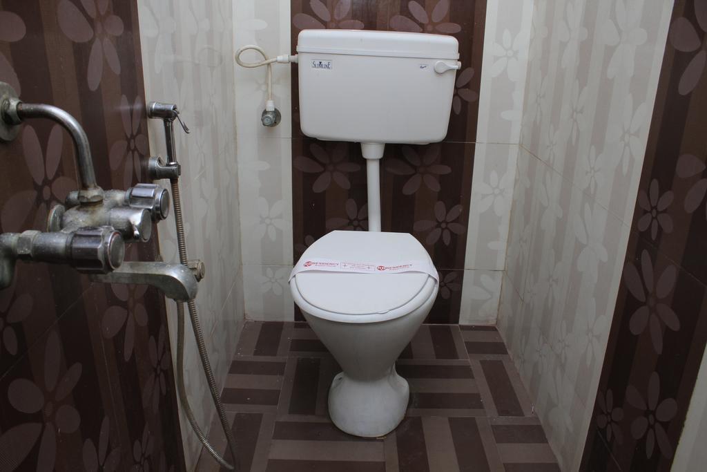 R B Residency Hotel Chennai Exterior photo